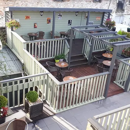 Jim Mcgee's Guest house